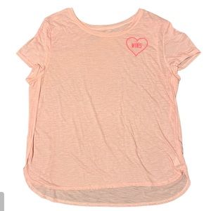 Old Navy Active Wear shirt Size XL Pink with heart decal